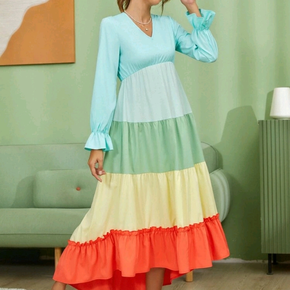 DRESS